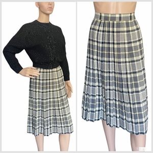 VTG Pleated Plaid Tartan Skirt Black Yellow Beige gray Small